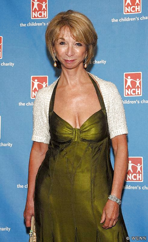 Helen Worth #33839893