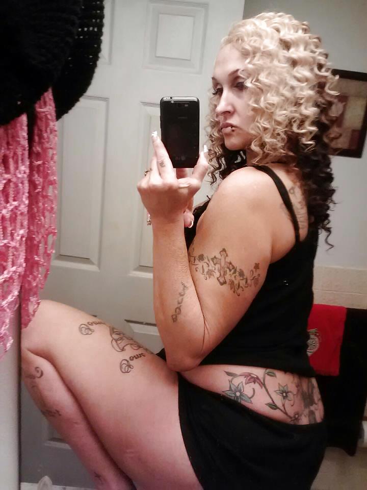 淫らな白人娼婦 
 #24678289