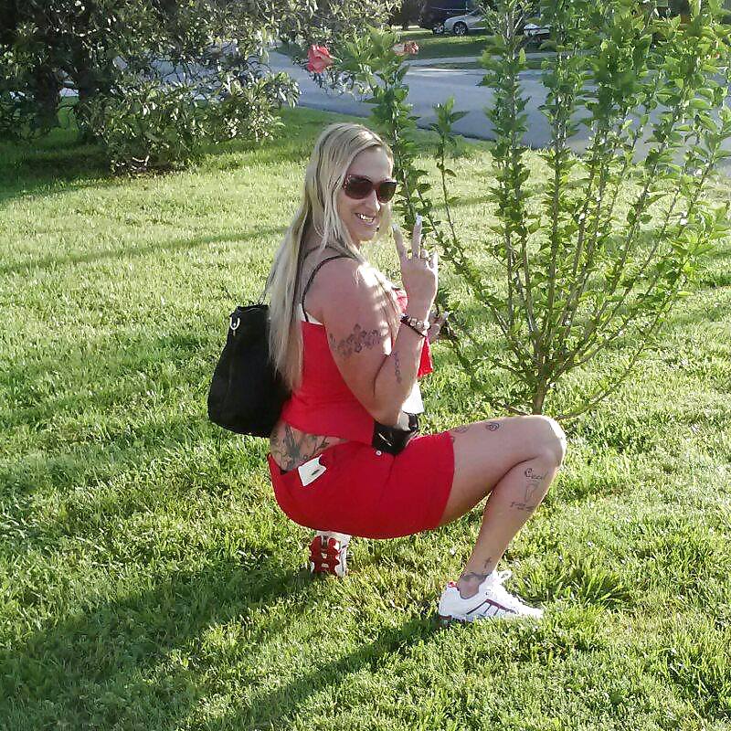 淫らな白人娼婦 
 #24678333