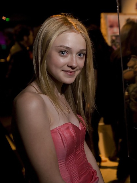 Dakota fanning
 #40534071