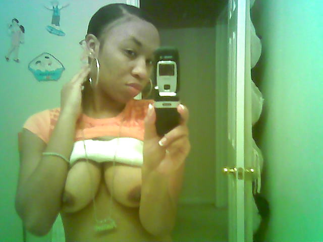 Selfshot 42 #37498796