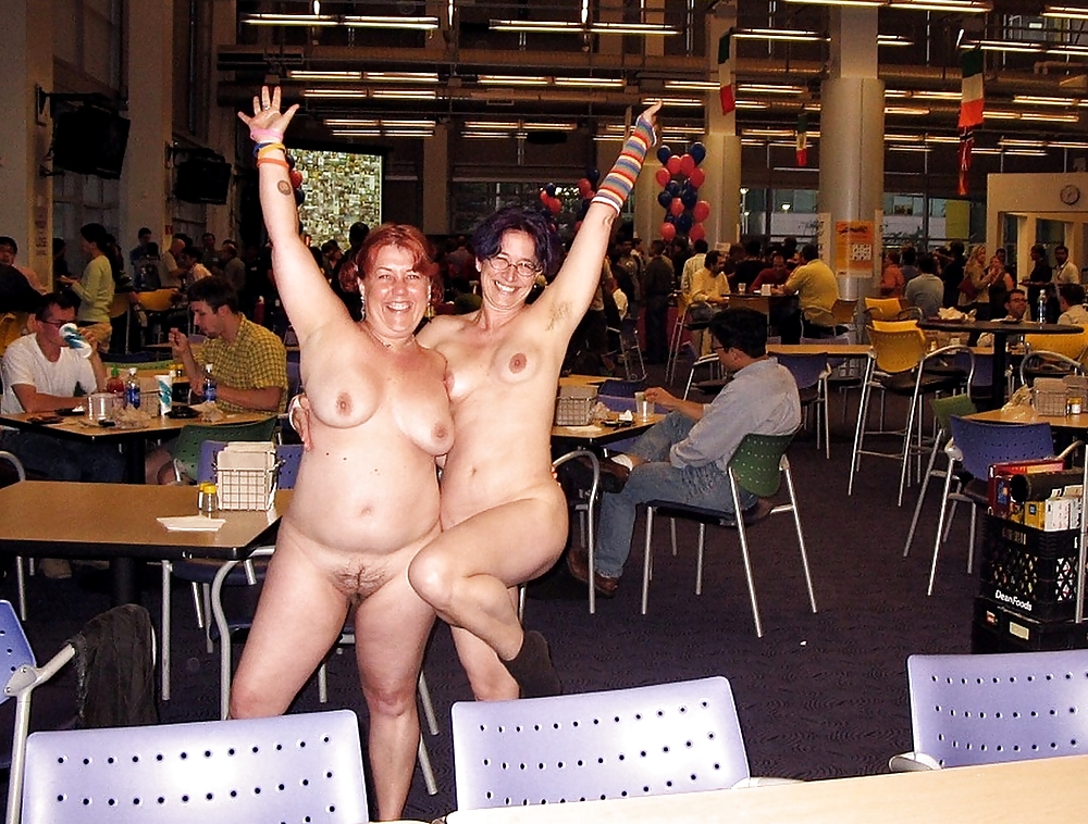 Flocculent Females #23932011