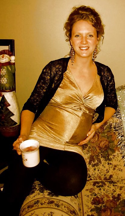 Krysta 32 year old pregnant milf #26717673