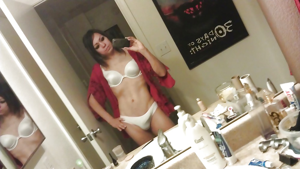 Sissy boy, femboy , crossdresser, trans , traps ... i enjoy