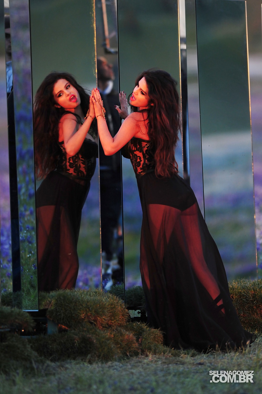 Selena Gomez - Perfekte Latin Ass - Compilation #32638175