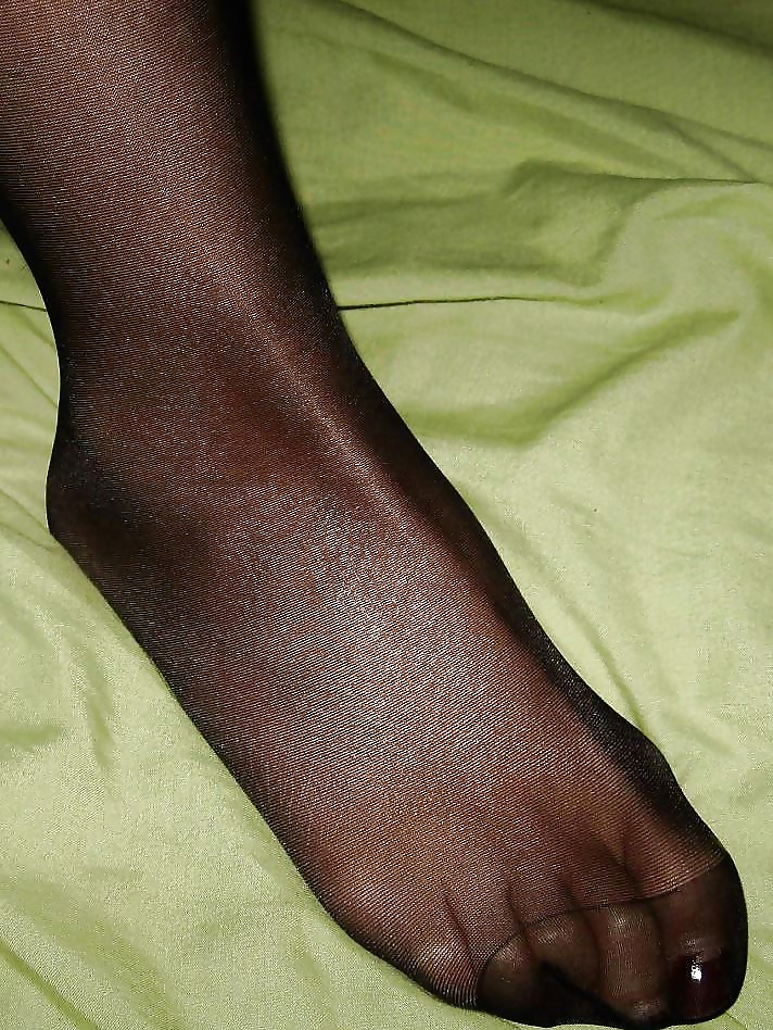 Pantyhose Foot Cum - Cum on my pantyhosed feet Porn Pictures, XXX Photos, Sex Images #2075695 -  PICTOA
