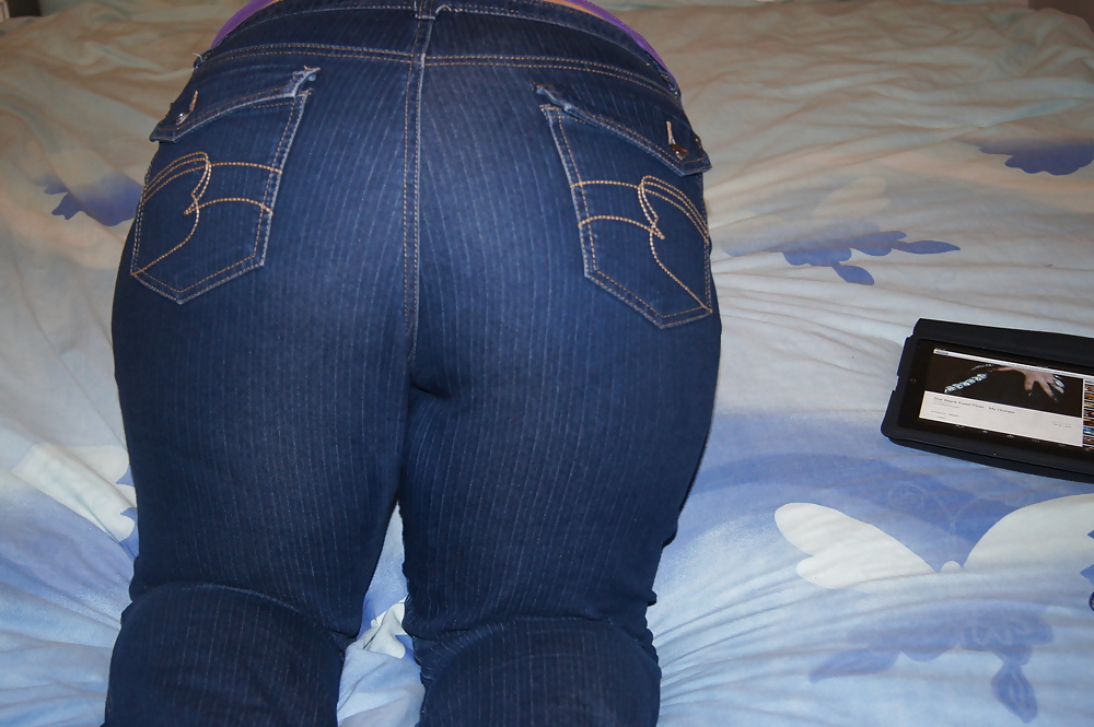 Wifes Hintern In Jeans #25499830