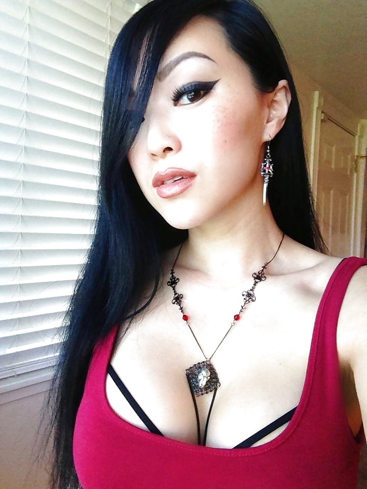 Cosplayer: Vampy #35539874