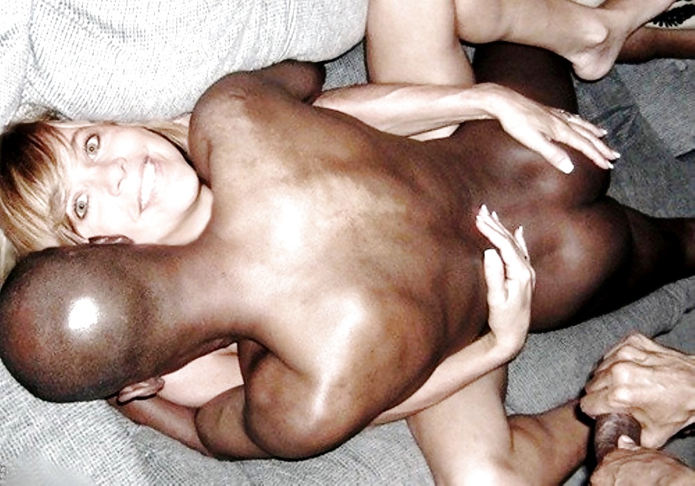White woman satisfies her carnal need with BBC. #31404377