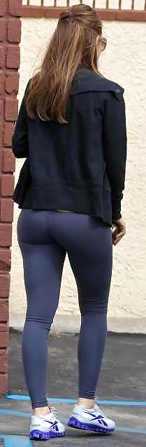 Maria Menounos hot ass pics #35944585