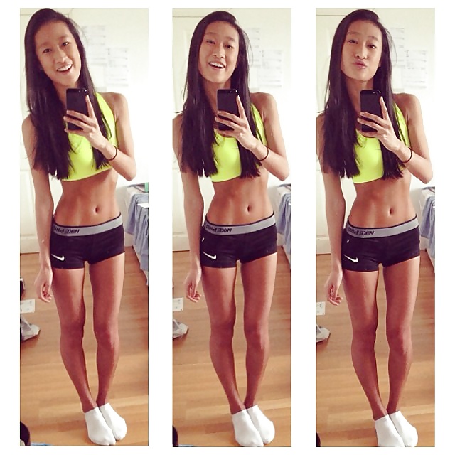 Amateur Twitter Girls Wearing Nike Pro spandex shorts #29315666