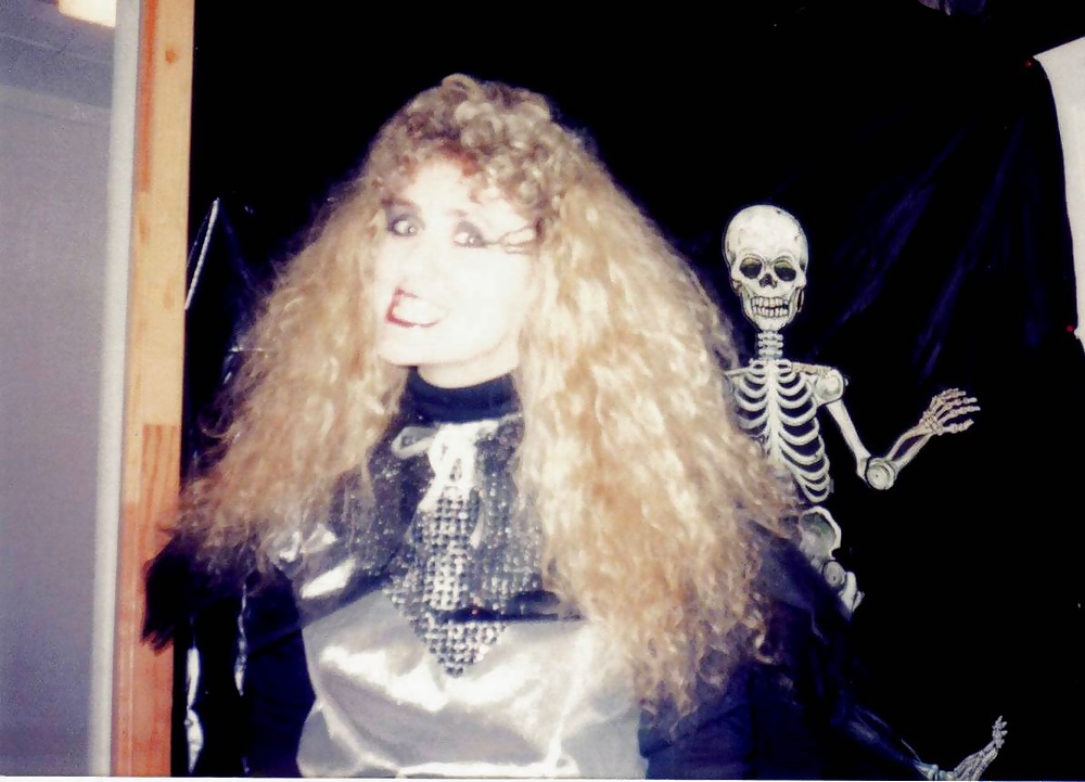 Algunas fotos de penélopes jóvenes
 #40954669