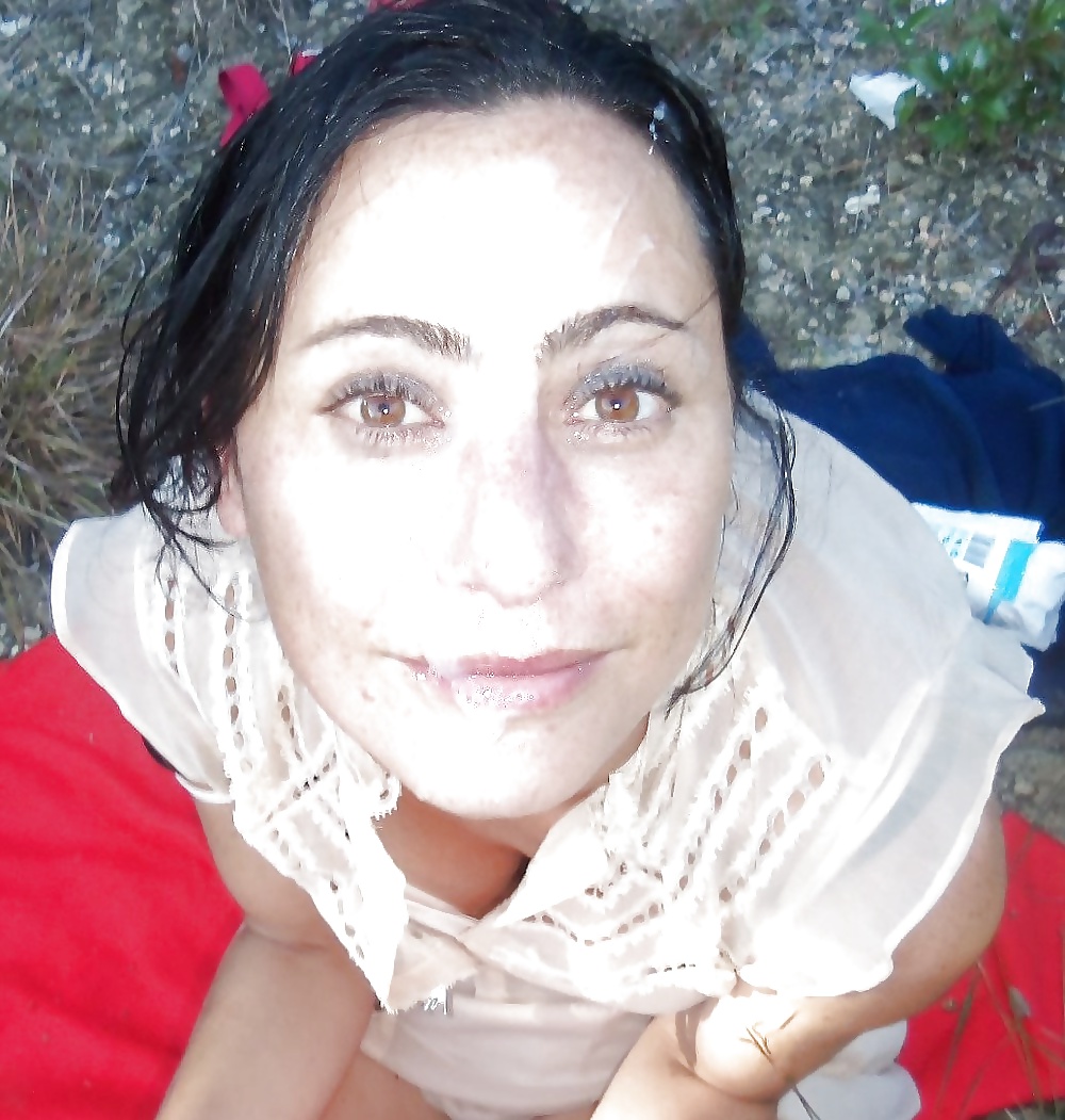Que de la belle salope
 #32781843