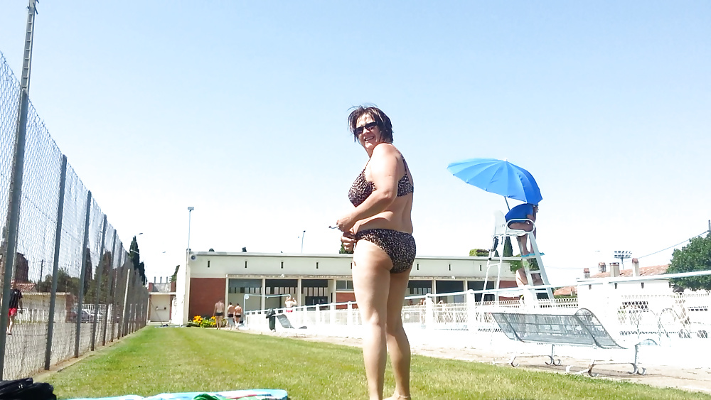 Mohter friend BBW at the pool #27739635