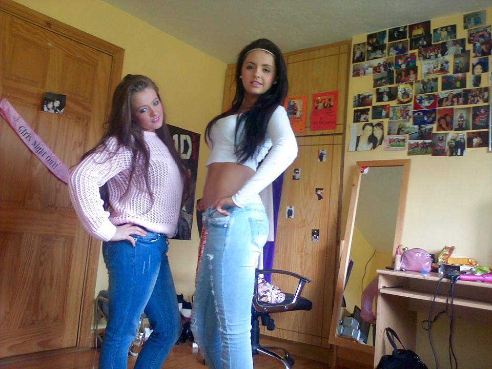 若い パート4
 #36944056