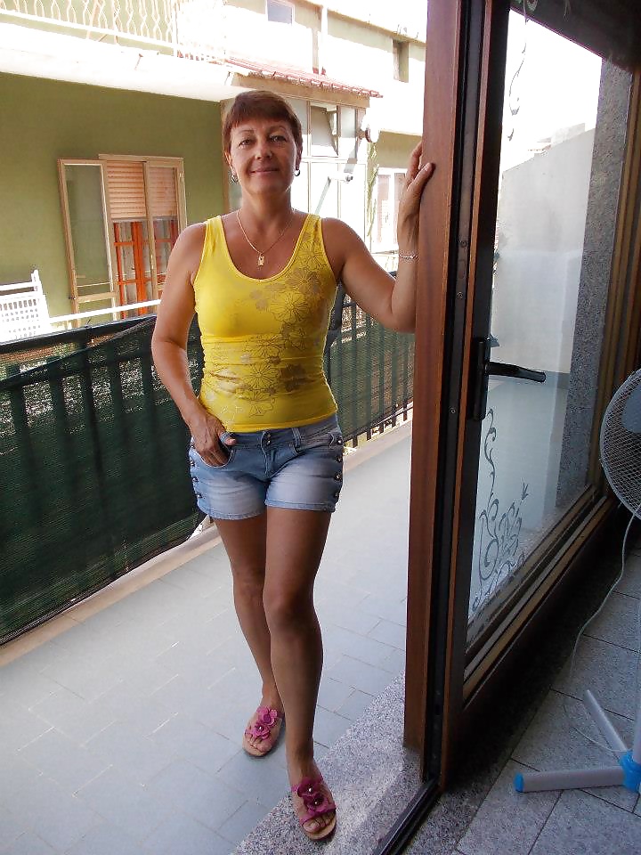 Irina Strelchyk. Ucraina che vive in Italia puttana  #35061580