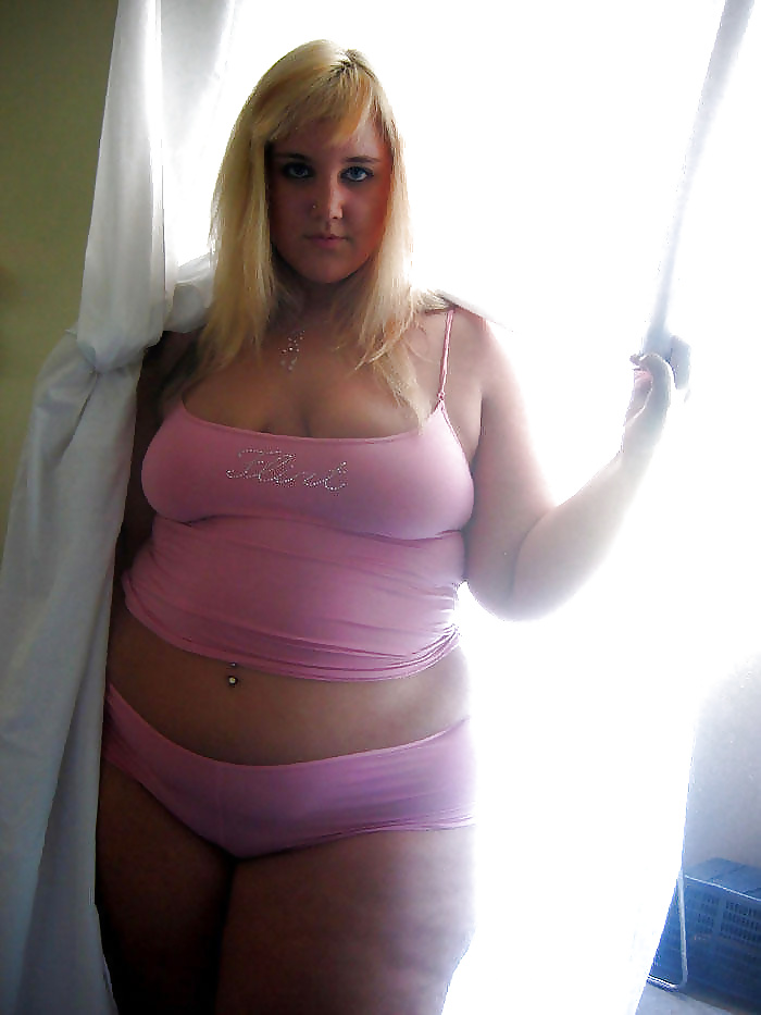 女の子 3
 #27100212