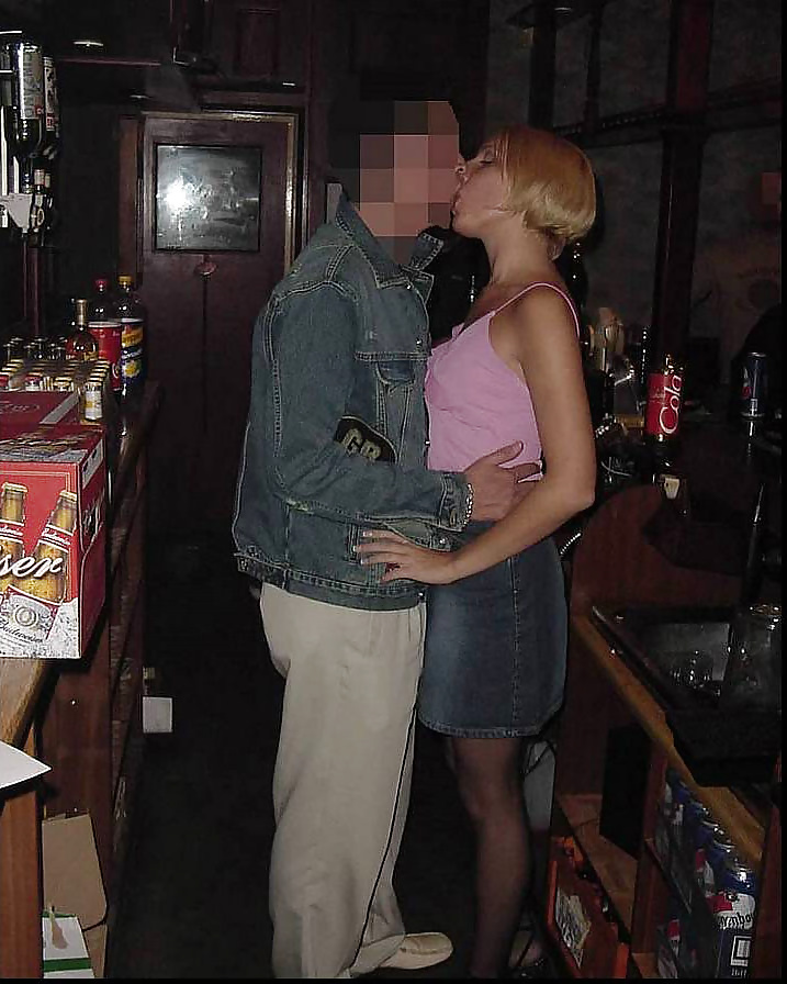 Amateur Bukakke MILF in Pub #28638847