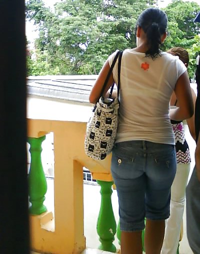 私の隣人
 #24836395