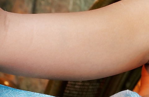 Sexy womens arms
 #32850822