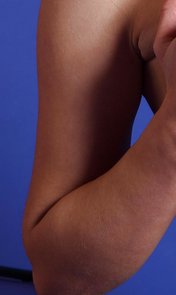 Sexy womens arms
 #32850846