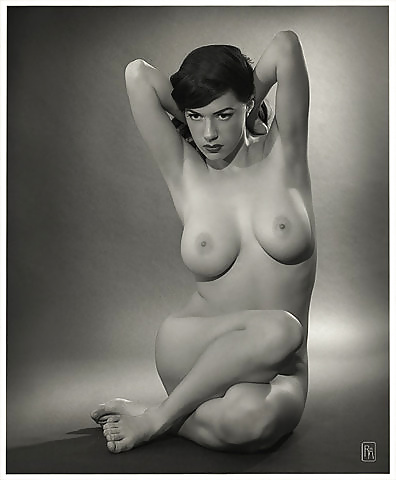 Erotic nudes in Black & White 2 #30903712