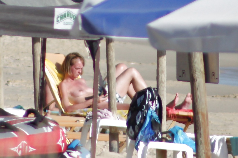 Oben-ohne-Strand In Naxos1 #34726631