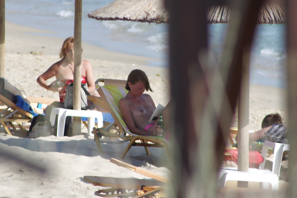 Oben-ohne-Strand In Naxos1 #34726639