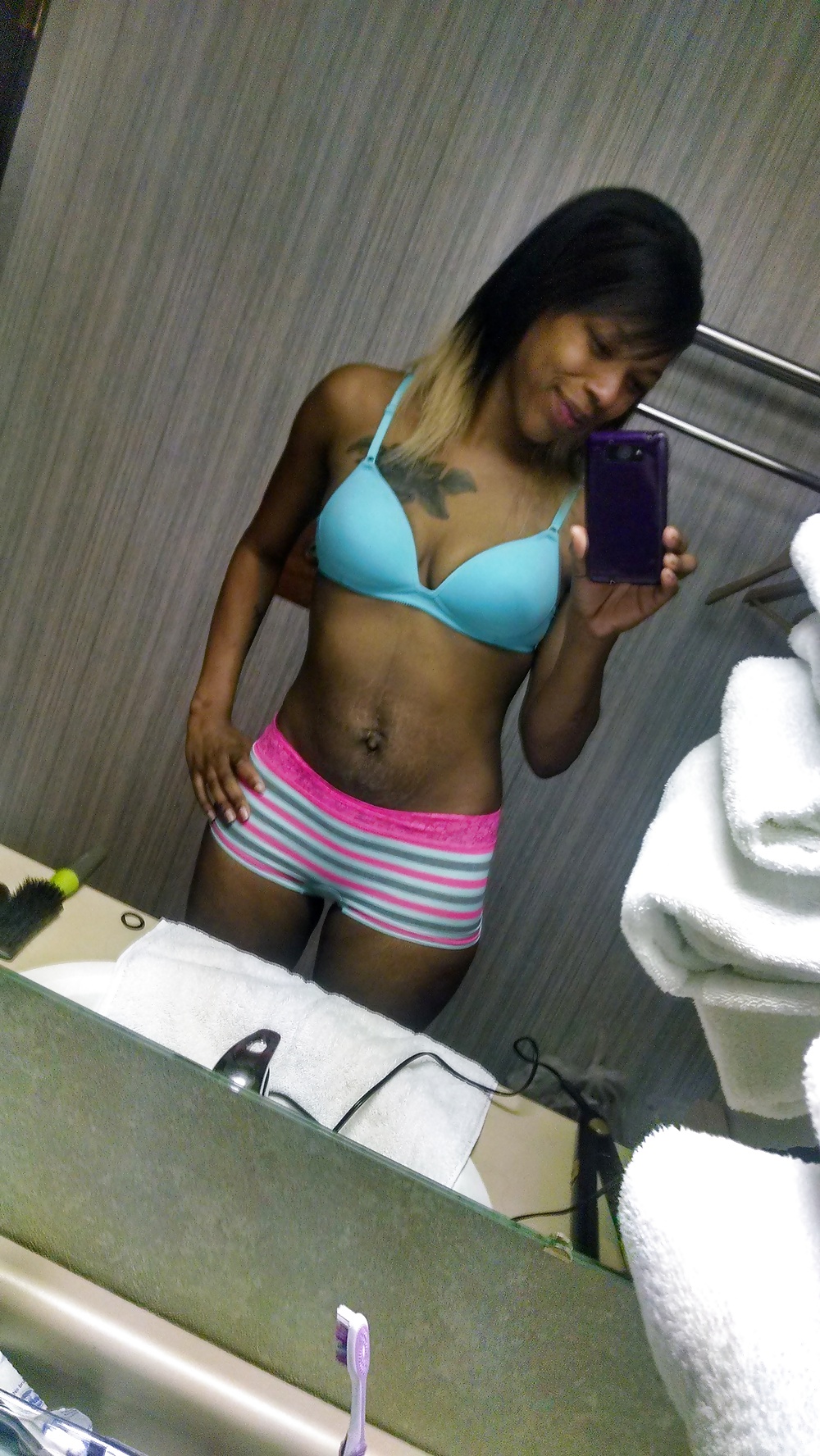 Simplemente muah
 #34152552