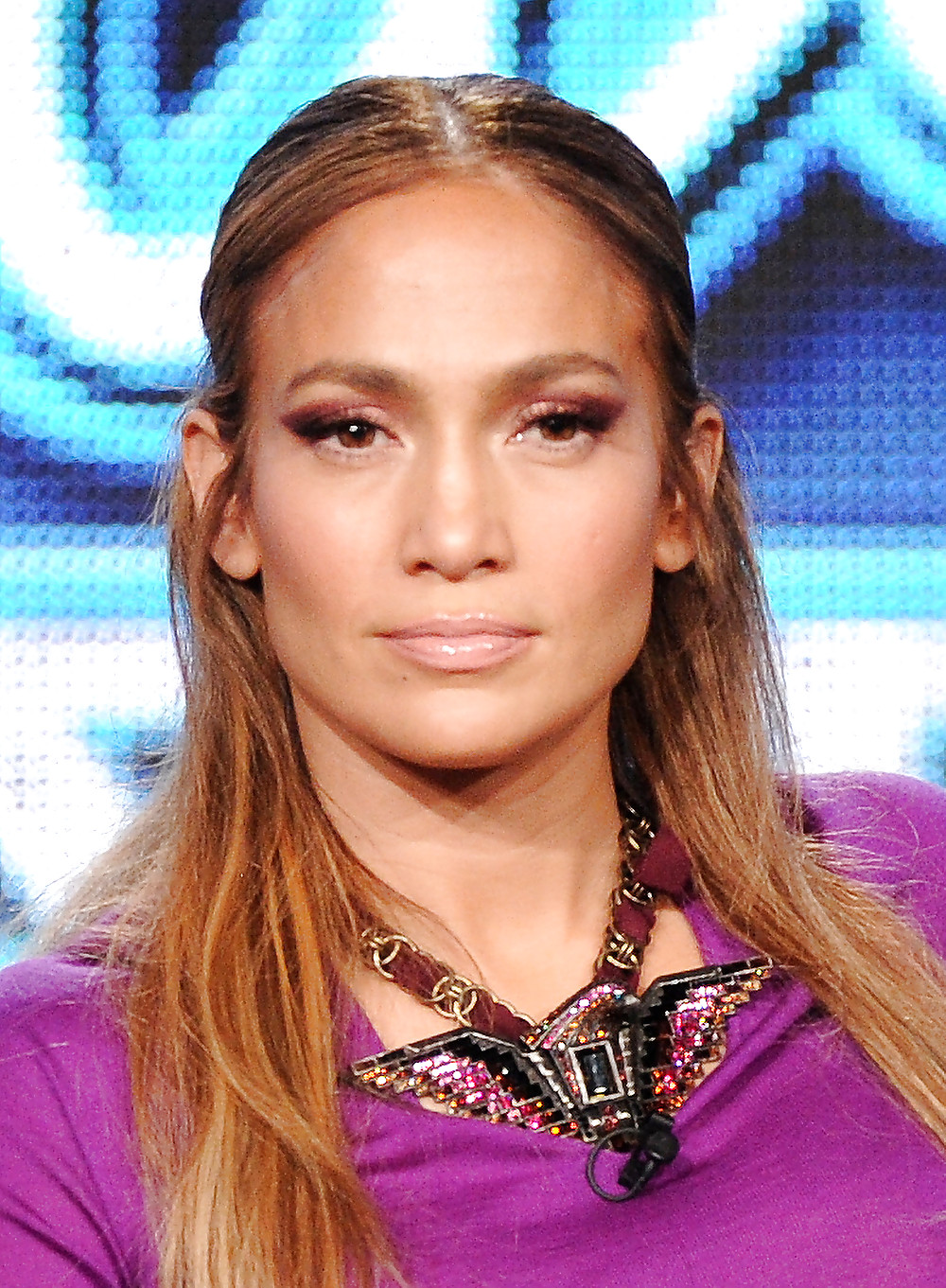 Jennifer lopez - idolo americano xiii - gambe sexy
 #26281587