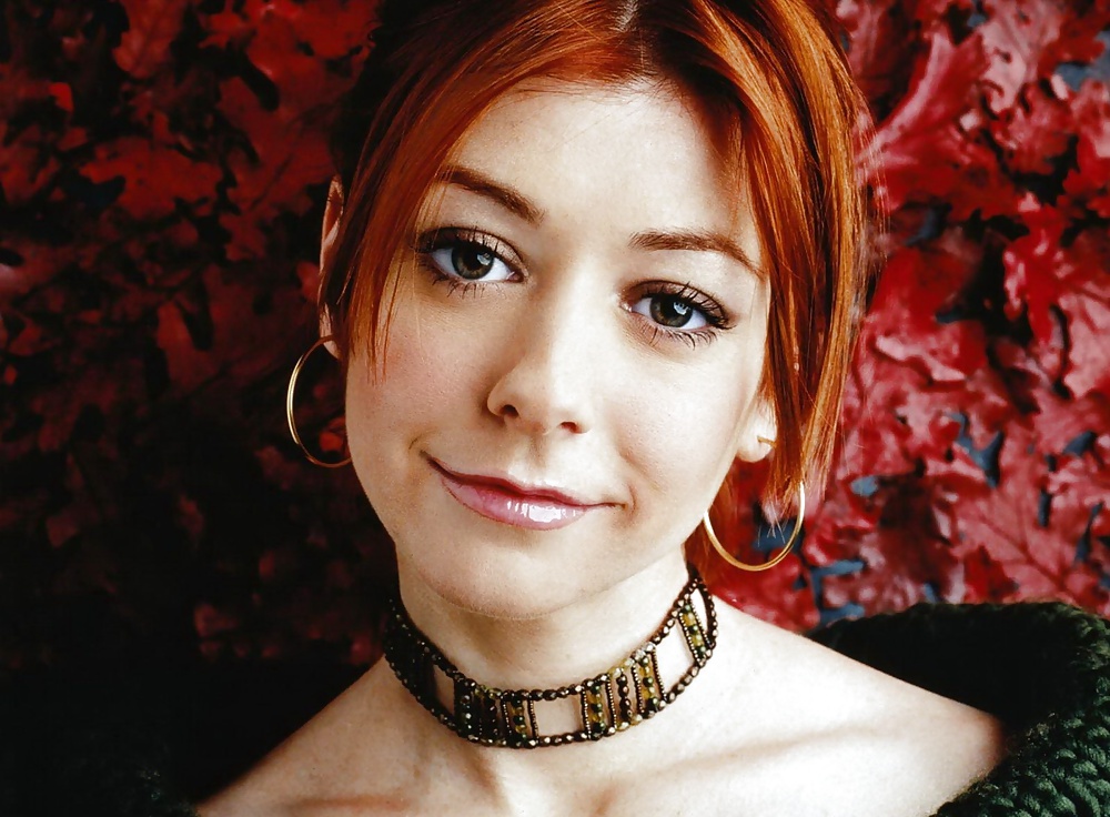 Alyson Hannigan #33513813