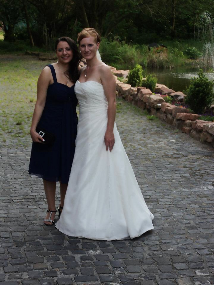 Women in Wedding Dresses - Frauen in Brautkleidern #24187097