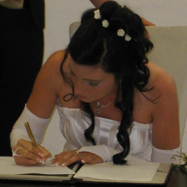 Women in Wedding Dresses - Frauen in Brautkleidern #24187309