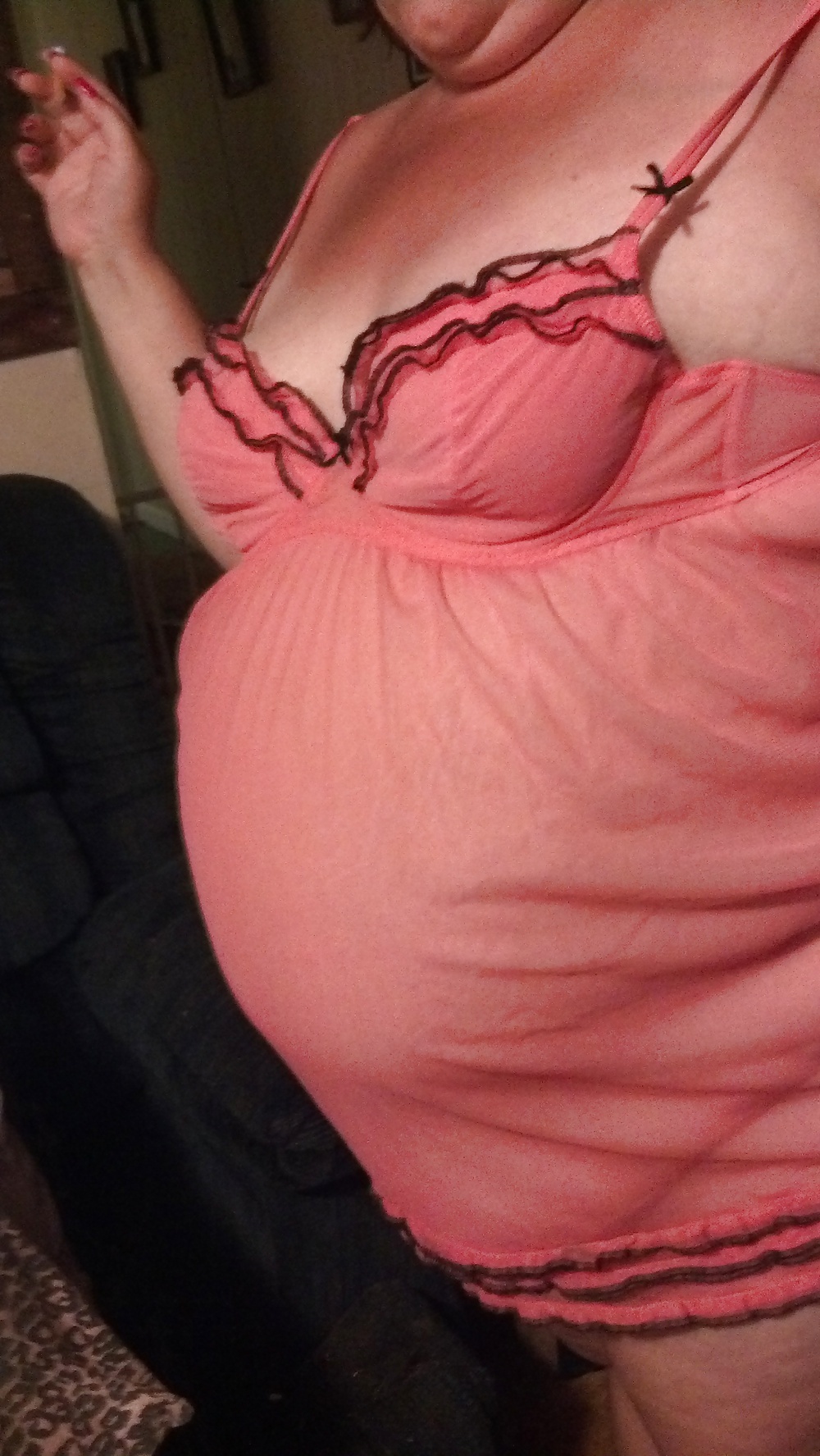 Some new Pictures of the Pregnant Wife  #28264852