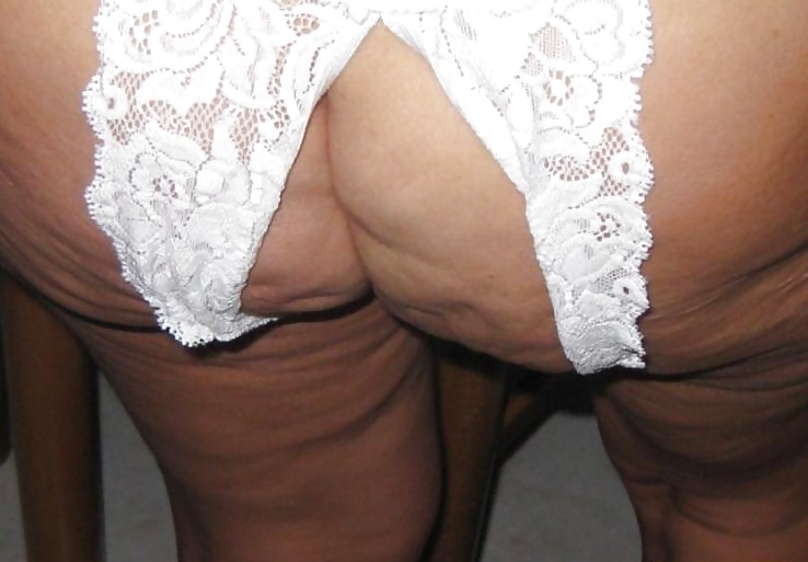 Superbe mamie montre
 #33647637