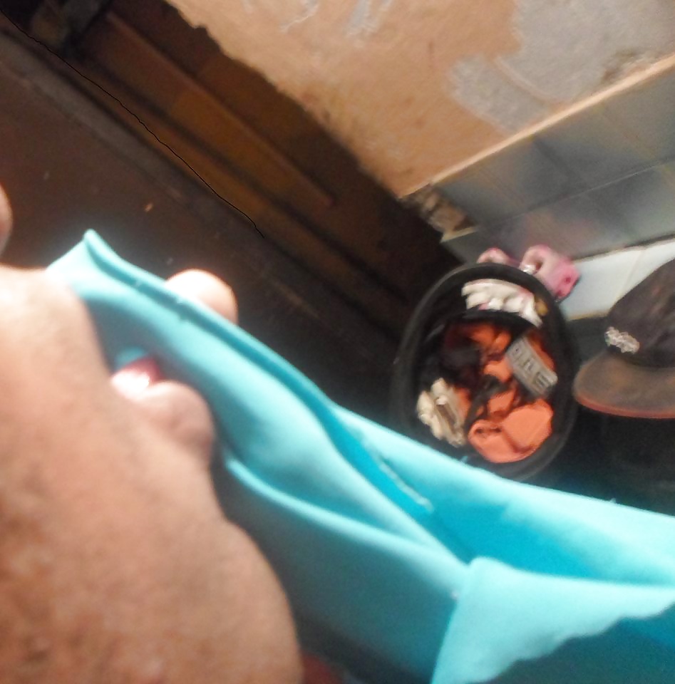 Cacheteros de mi vecina
 #35289273