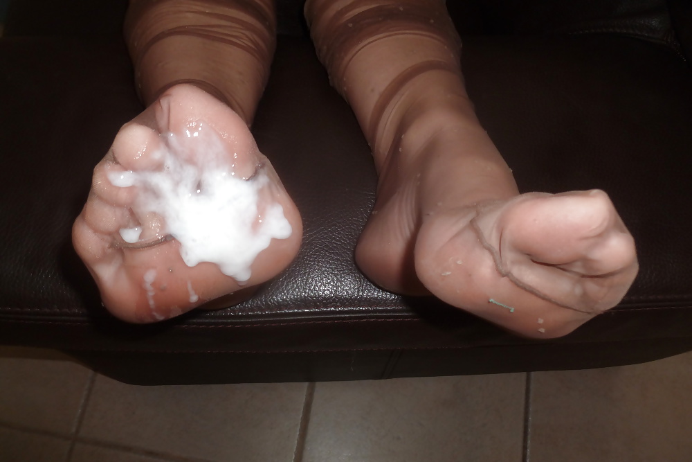 Footjob pour moinyl #40376308