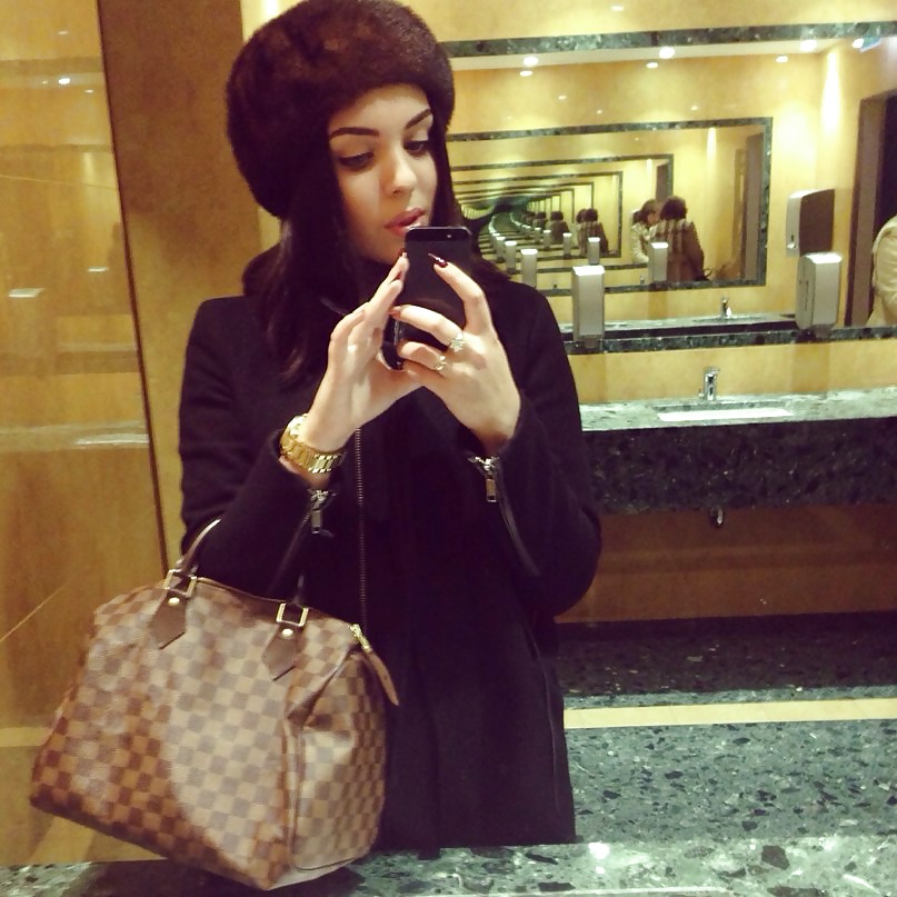 Selfies en abrigos de piel
 #32042652