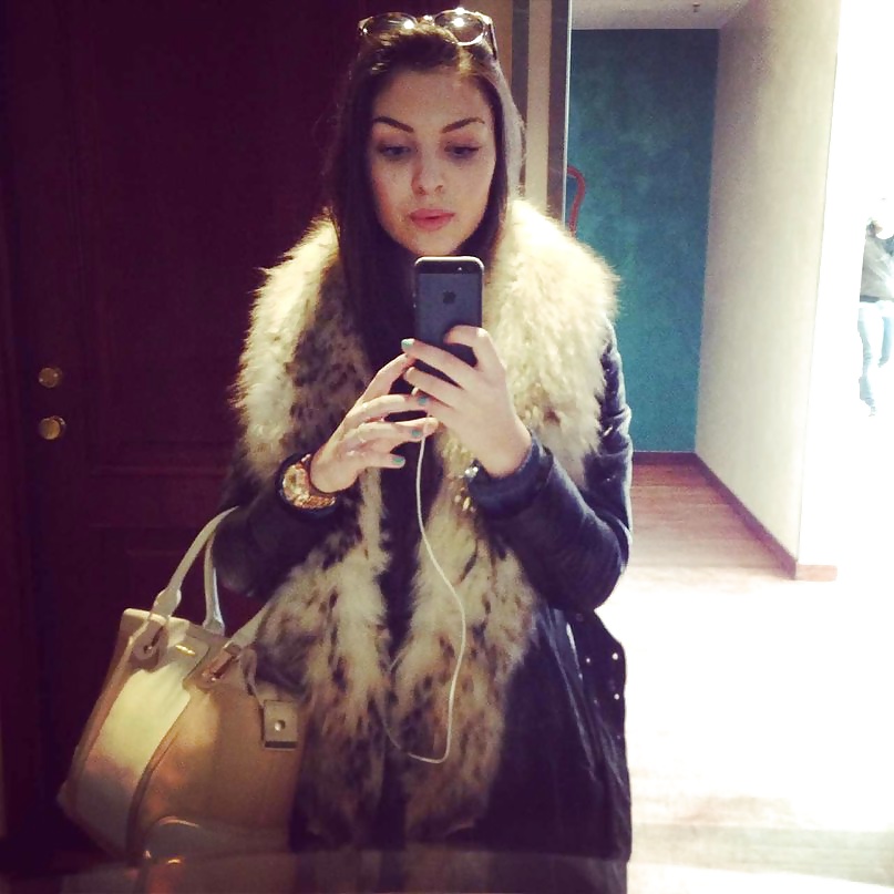 Selfies en abrigos de piel
 #32042653