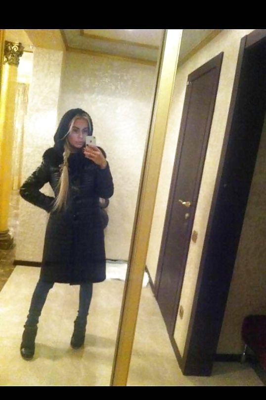 Selfies en abrigos de piel
 #32042656