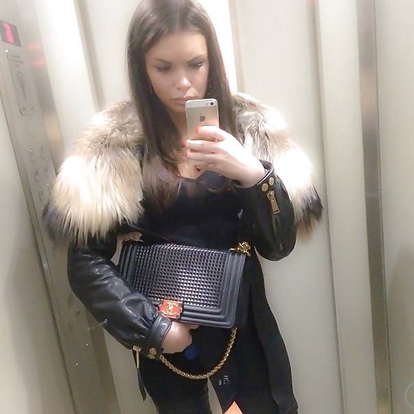 Selfies en abrigos de piel
 #32042667