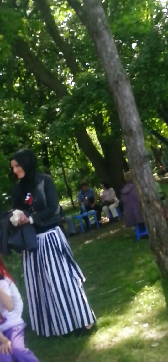 Spion Türkische Frauen Turist In Rumänisch #26340981