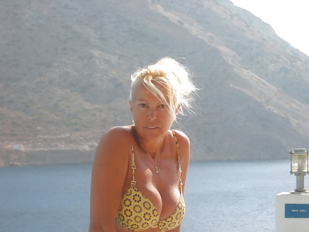 Greek milf Mother
 #26227976