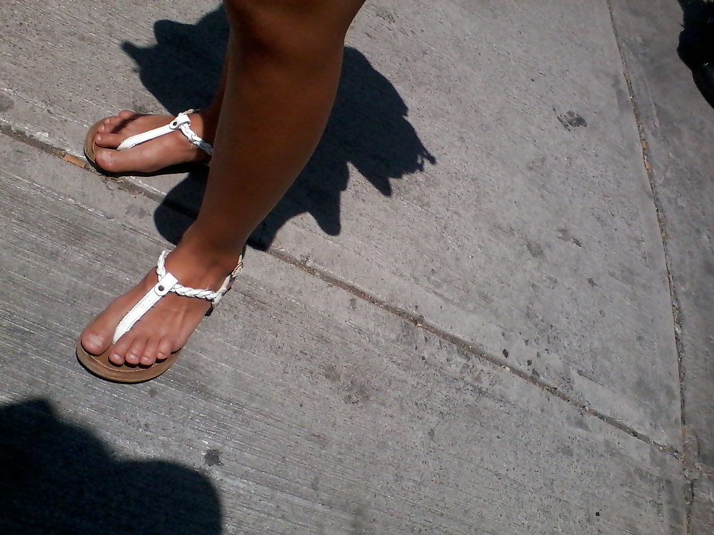 Feet on the street Vol. 2 #26122363