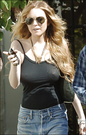 リンゼイロハン
 #27454862