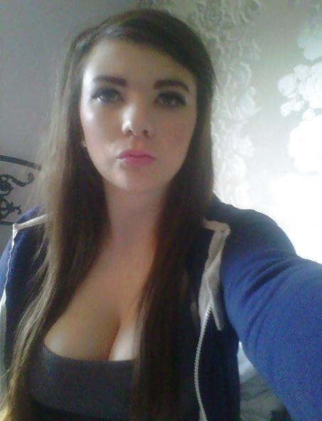 Dolled up chavs 4 
 #29664887