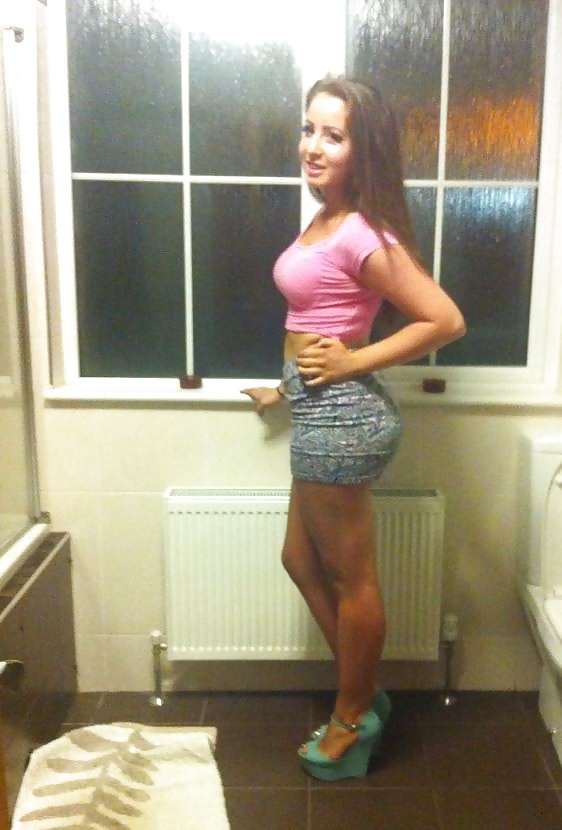 Dolled up chavs 4 
 #29664970