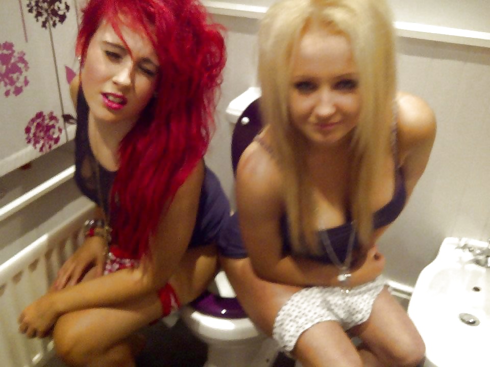 Dolled up chavs 4 
 #29665109
