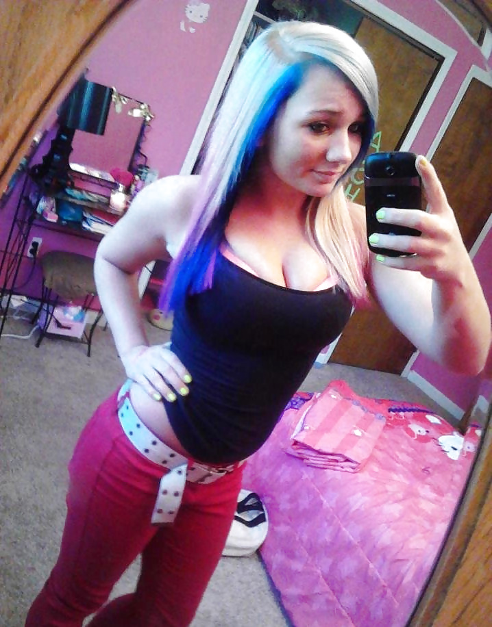 Dolled up chavs 4 
 #29665139