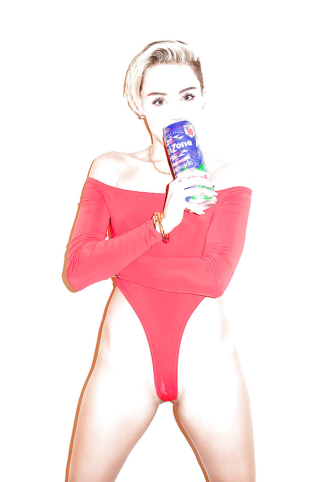 Miley Cyrus #24391118